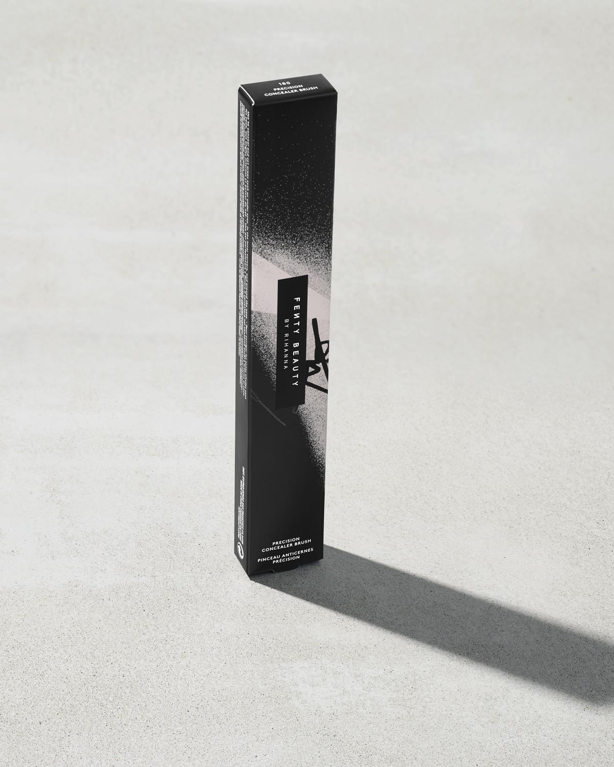 Precision Concealer Brush 180 - Image 5