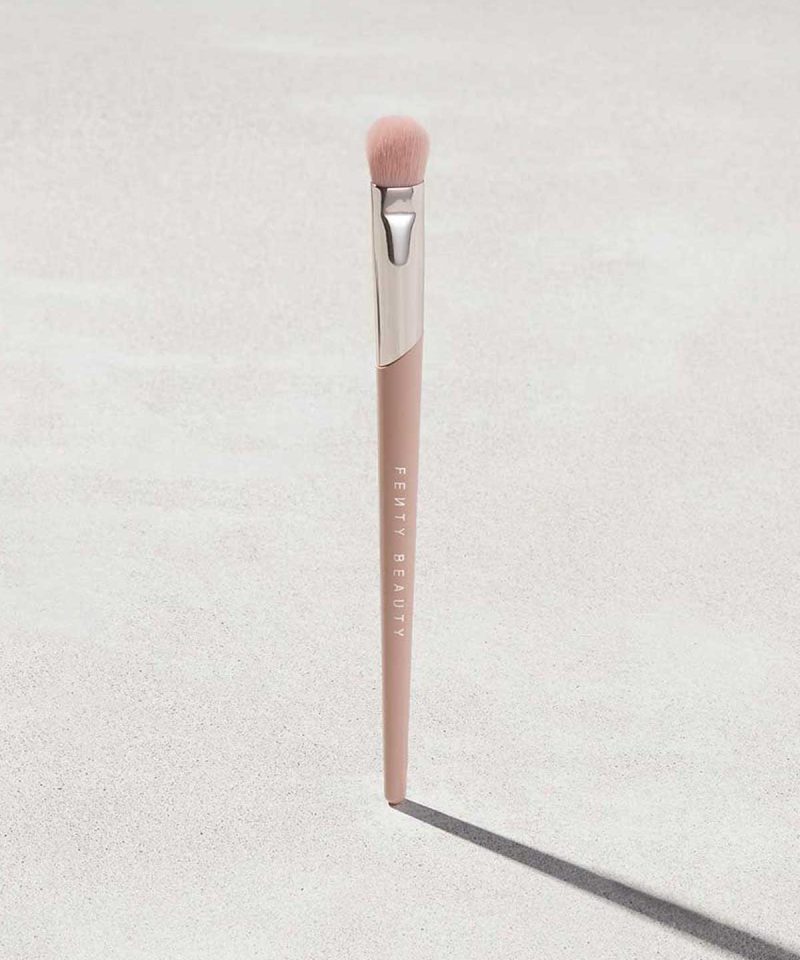Plush Eyeshadow Brush 240