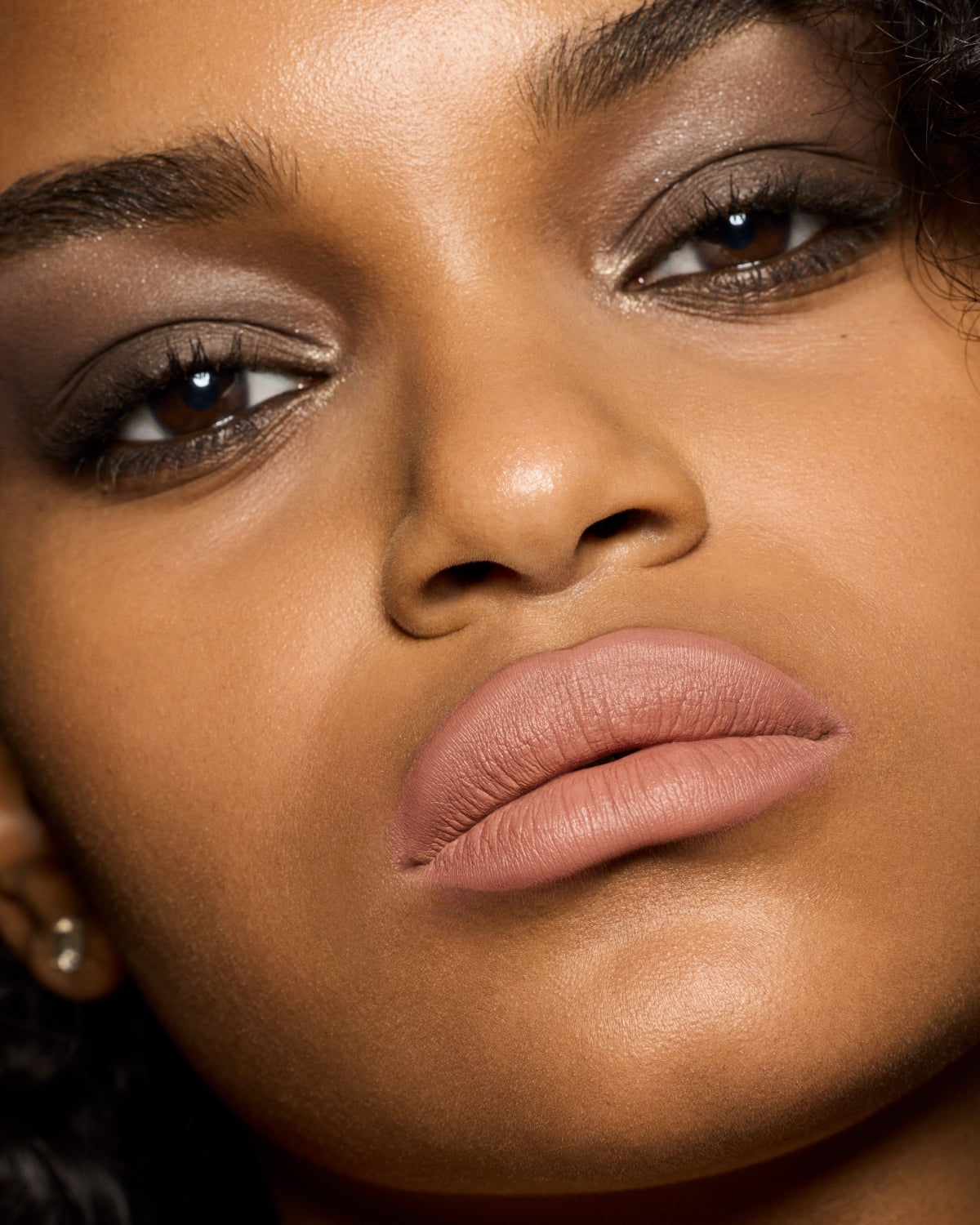 Stunna Lip Paint Longwear Fluid Lip Color — Unbutton - Image 2