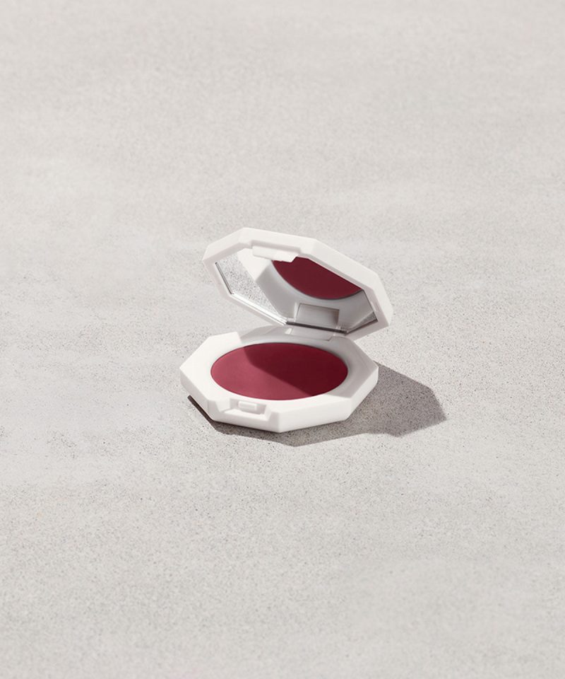 Cheeks Out Freestyle Cream Blush — Riri