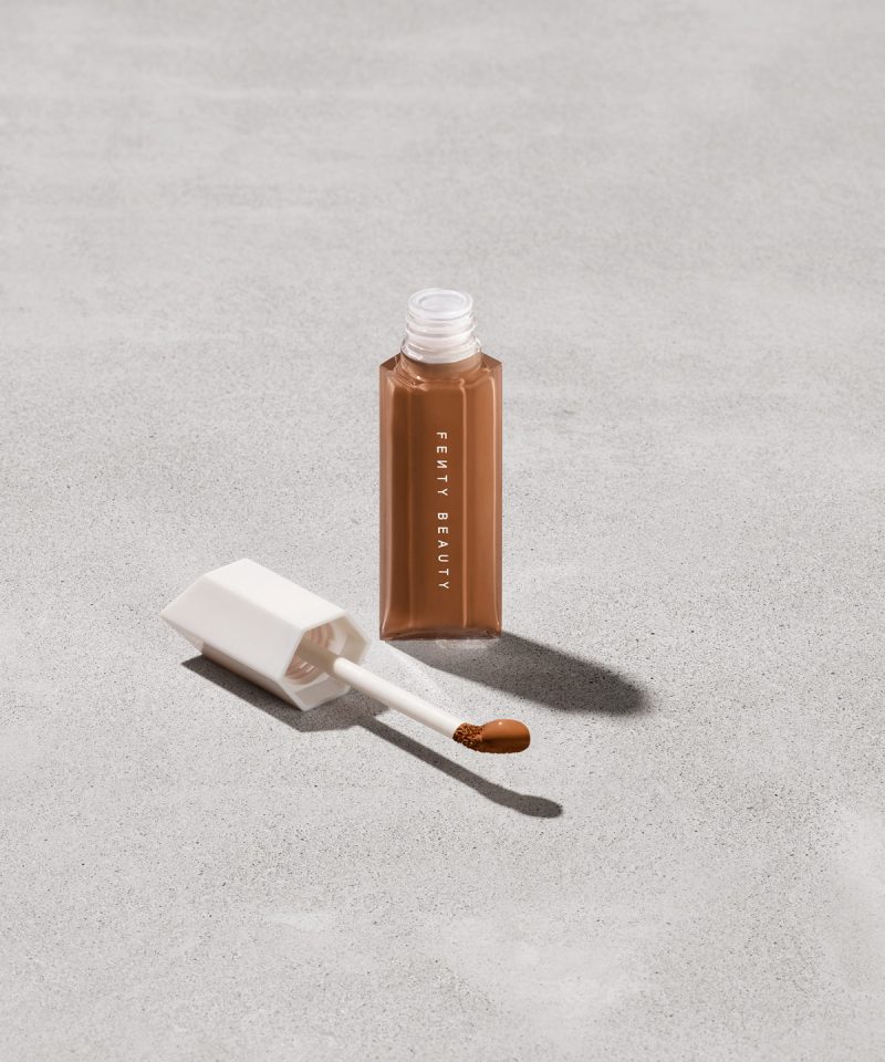 We're Even Hydrating Longwear Concealer — 425W