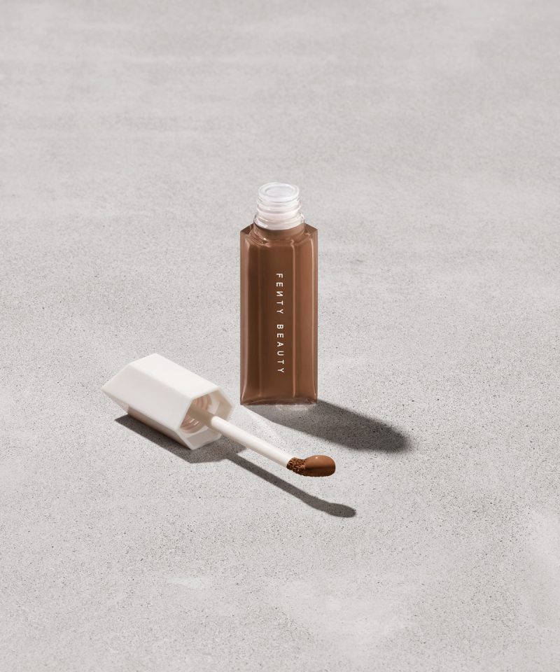 We're Even Hydrating Longwear Concealer — 450N