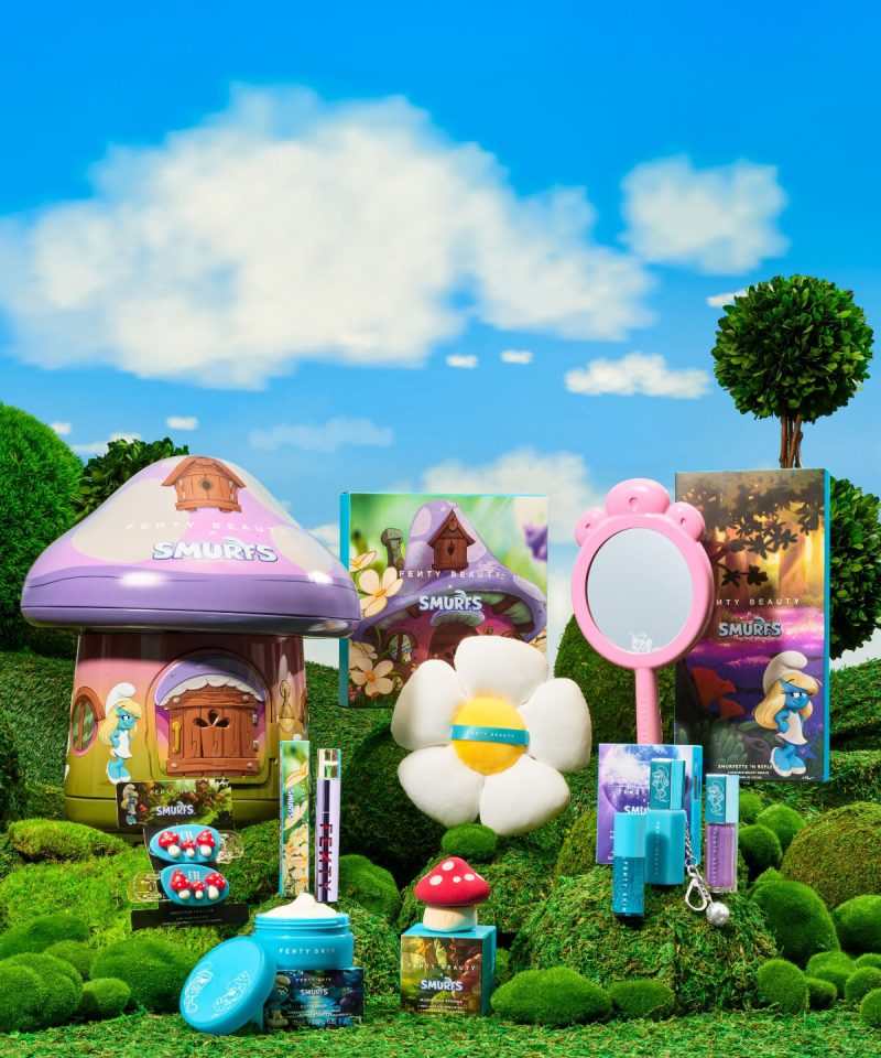 Alternative view of Smurfette n' Reflect Handheld Beauty Mirror