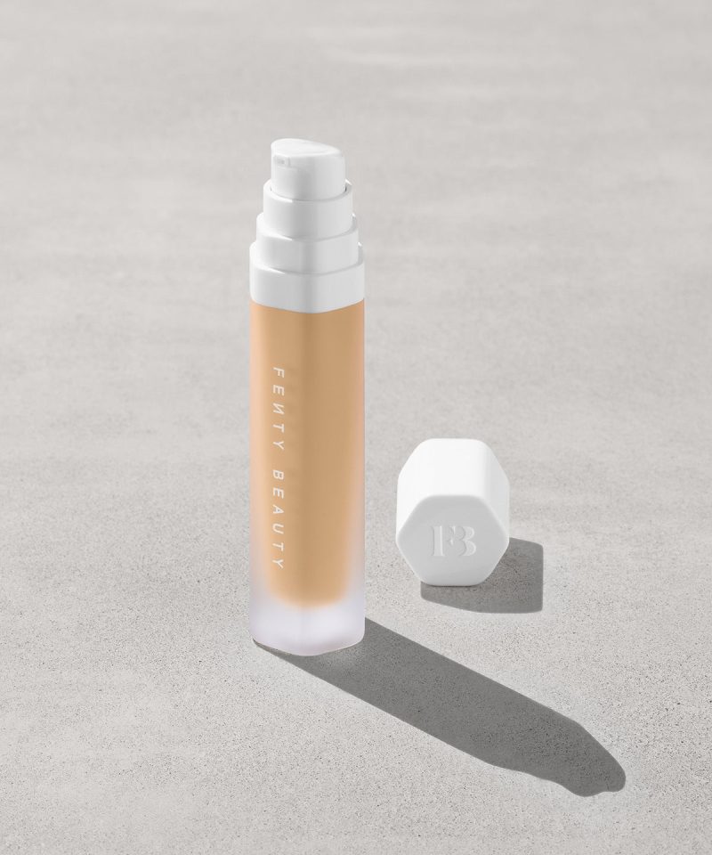 Soft'lit Naturally Luminous Longwear Foundation — 290